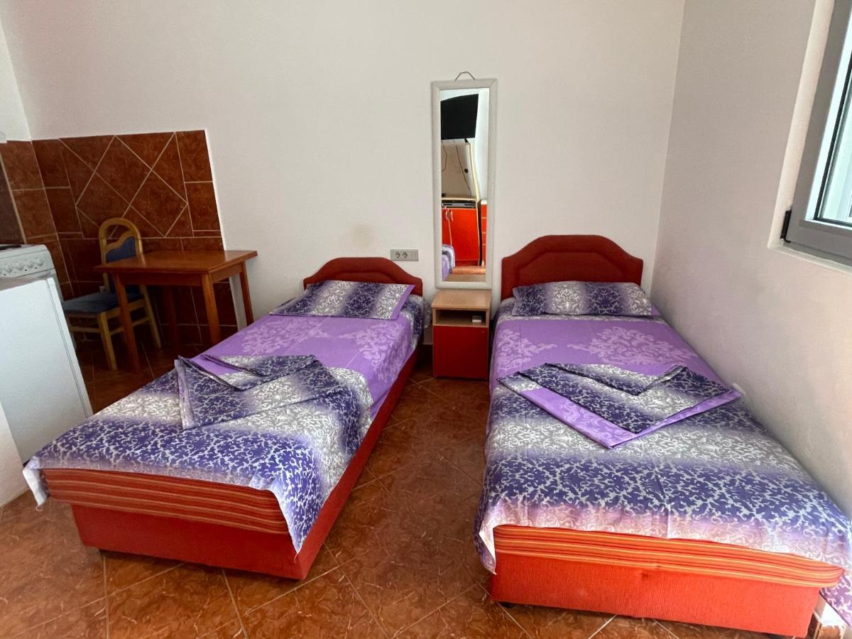 Apartments Zevs บุดวา ภายนอก รูปภาพ